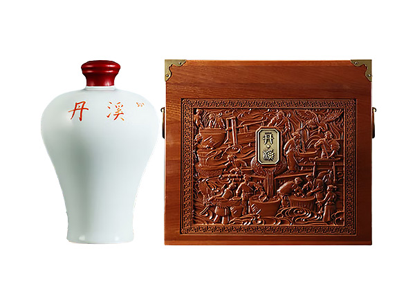 云南丹溪黄酒回收丹溪50年+陈酿红曲酒行情价格