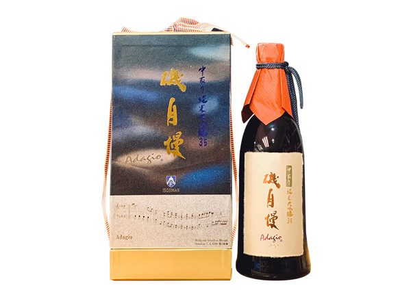 云南矶自慢清酒回收矶自慢35中取纯米大吟酿Adagio清酒行情价格